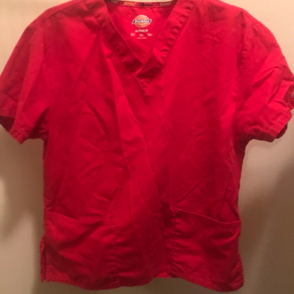 Red Scrub